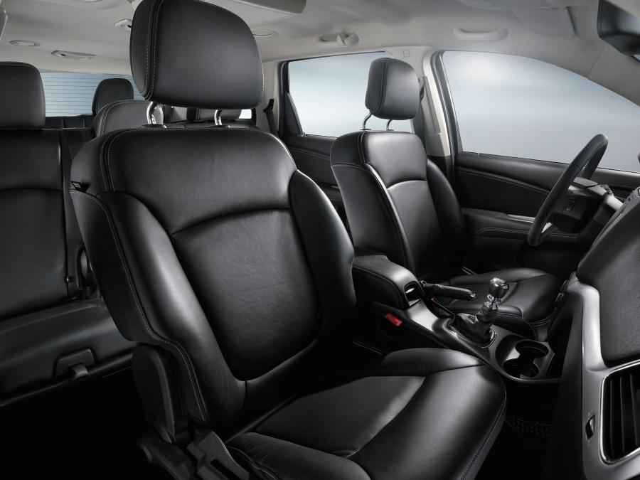  Fiat Freemont Black Code 2014 года  (фото 3 из 6)